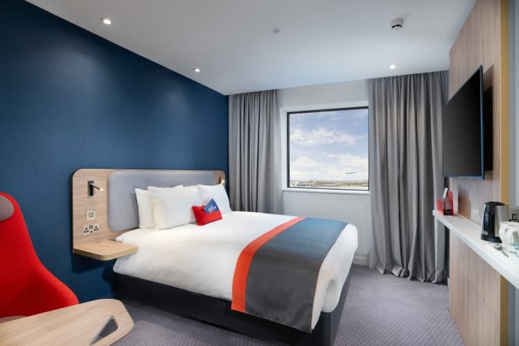 Holiday Inn Express London Heathrow T4 photo 4