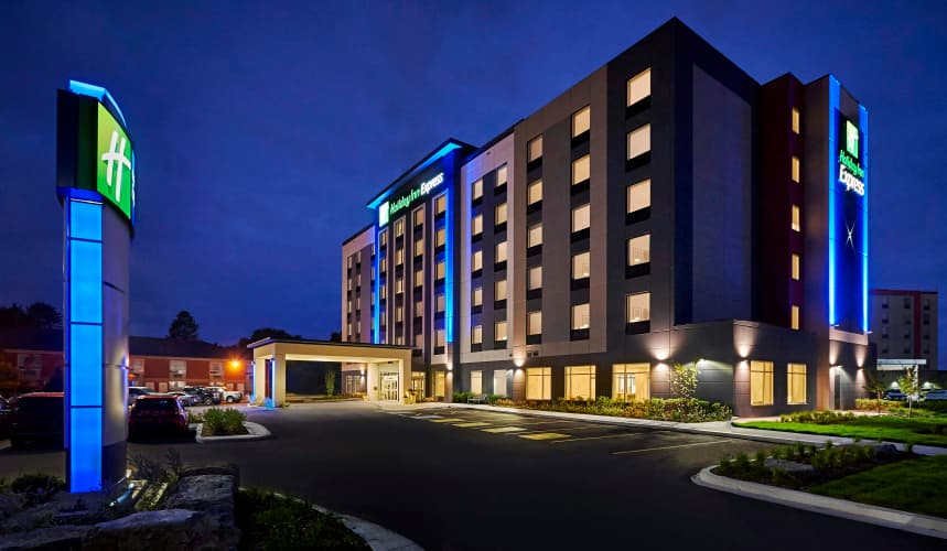 Holiday Inn Express Sarnia - Point Edward photo 2
