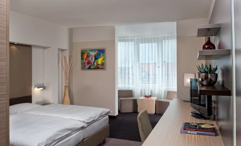 Estrel Hotel Berlin photo 5