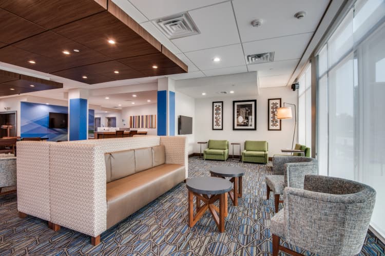 Holiday Inn Express Suites Dallas North Addison photo 3