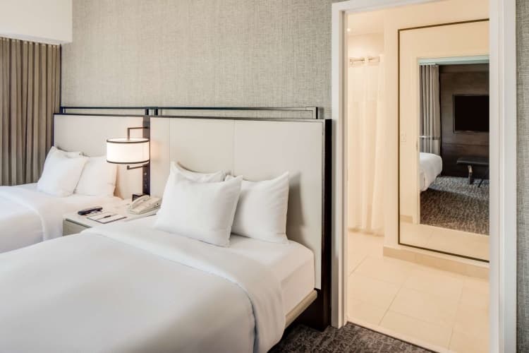 DoubleTree by Hilton Hotel & Suites Jersey City photo 5