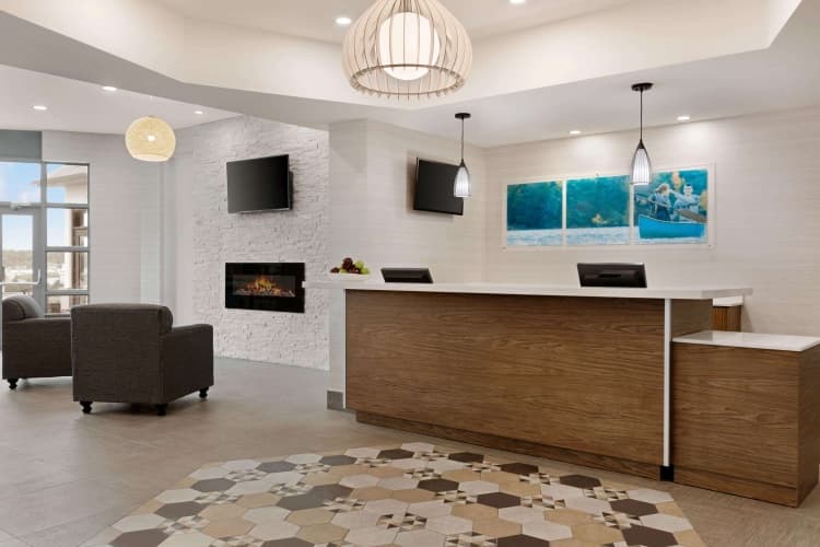 Days Inn By Wyndham Kingston photo 3