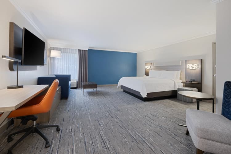 Holiday Inn Express & Suites Ft. Lauderdale-Plantation photo 4
