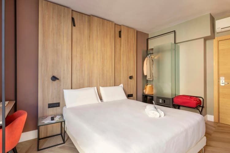 B&B HOTEL Genova City Center photo 5