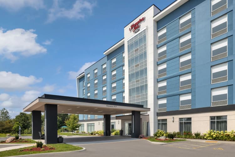Hampton Inn by Hilton Kingston photo 2