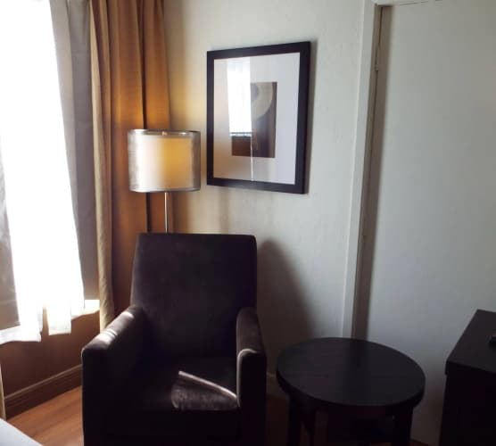 Auberge Shores Inn & Hotel photo 5