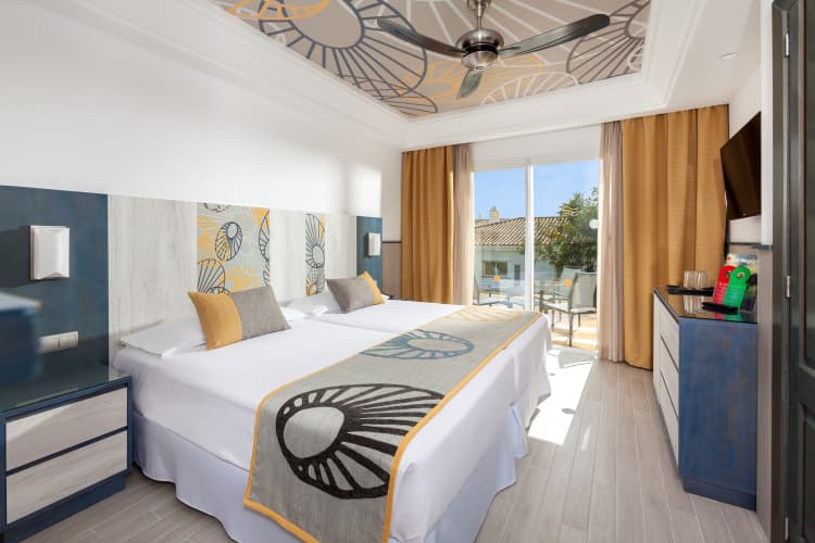 Riu Chiclana photo 5