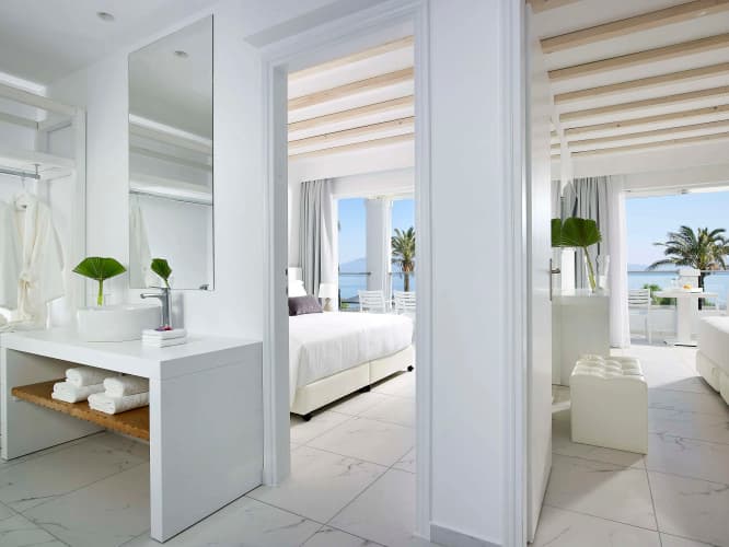 Dimitra Beach Hotel & Suites photo 5