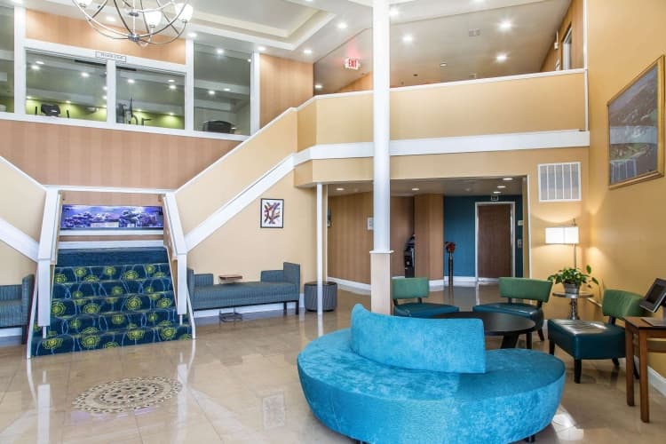 Quality Inn & Suites Middletown - Newport, photo 3