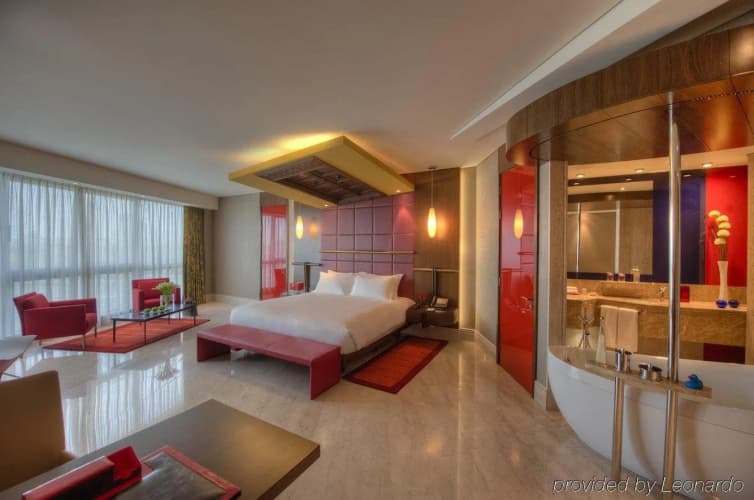 Jumeirah Creekside Hotel, photo 2