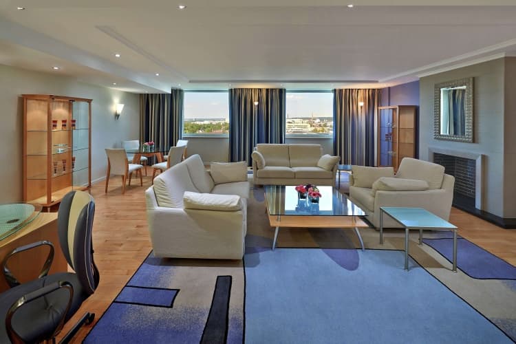 Hilton Dusseldorf, photo 4