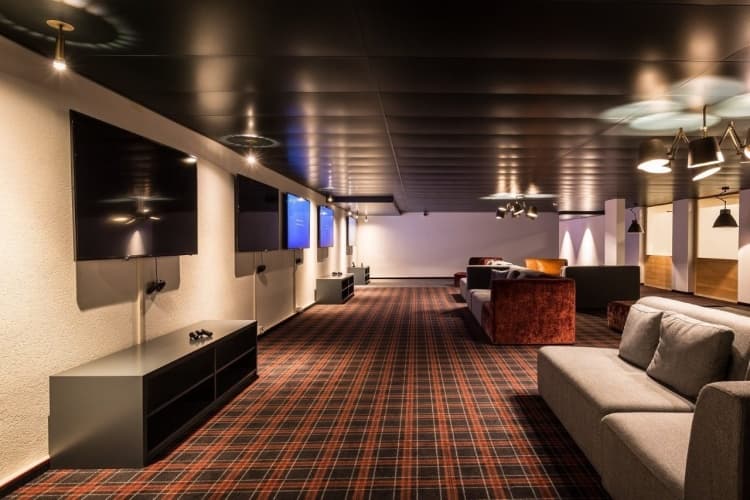 HUUS Hotel Gstaad, photo 3