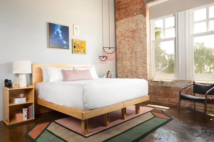 Canvas Hotel Dallas photo 3