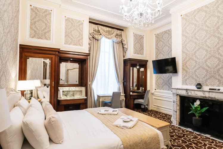 Adelphi Hotel photo 4
