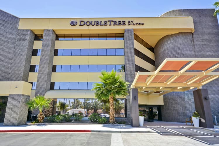 DoubleTree by Hilton Phoenix North photo 2