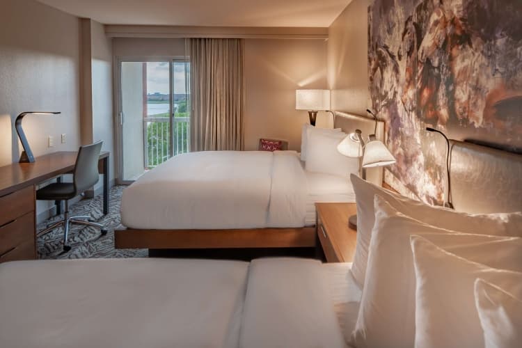 DoubleTree by Hilton Hotel Dallas - Farmers Branch photo 5