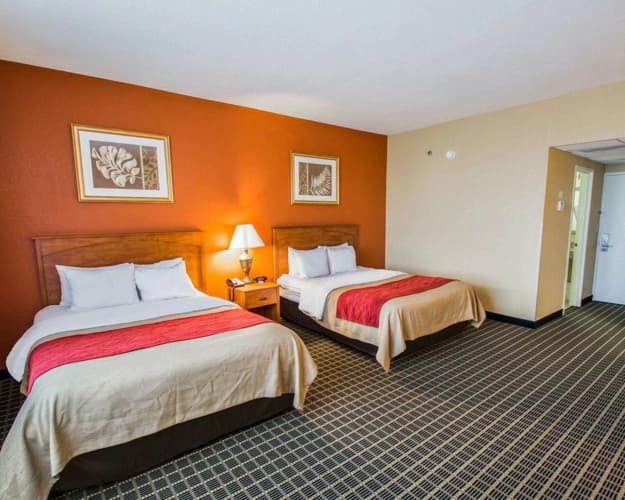 Clarion Inn & Suites Miami International Airport photo 5