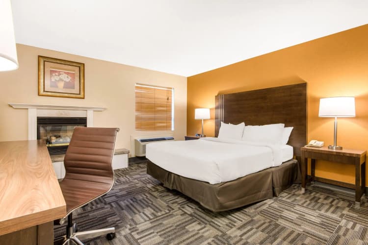 Quality Inn & Conference Centre photo 4