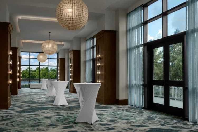 Embassy Suites by Hilton Wilmington Riverfront photo 5