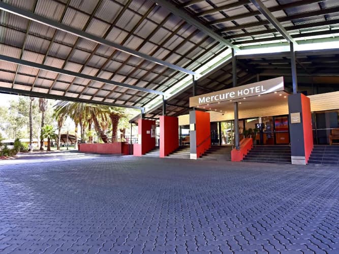 Mercure Alice Springs Resort photo 2