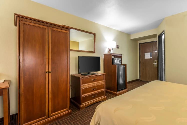 Quality Inn South Downtown photo 5