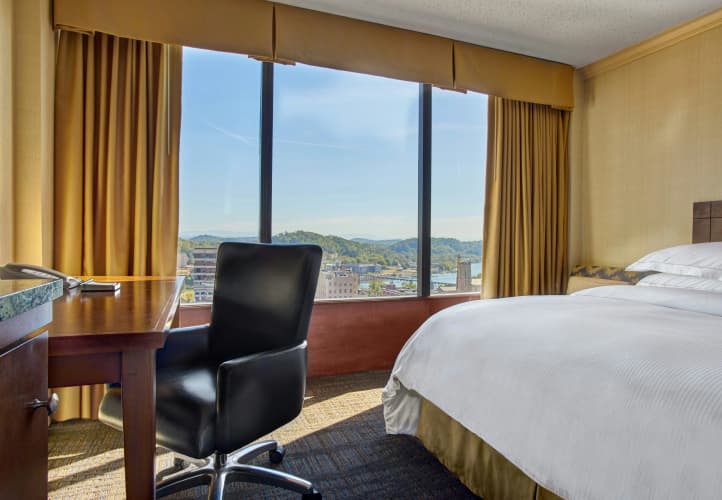Hilton Knoxville photo 5