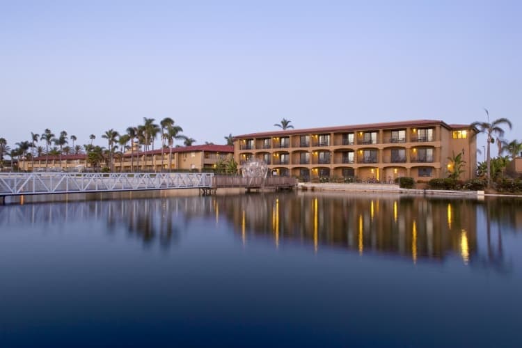 Best Western Plus Island Palms Hotel & Marina, photo 2