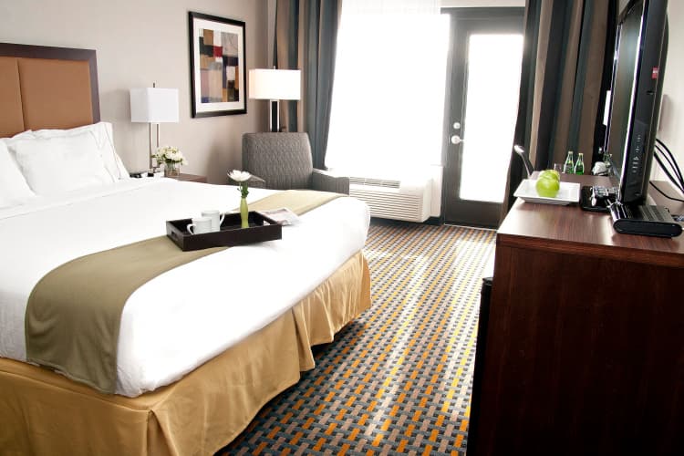 Holiday Inn Express Pembroke photo 4