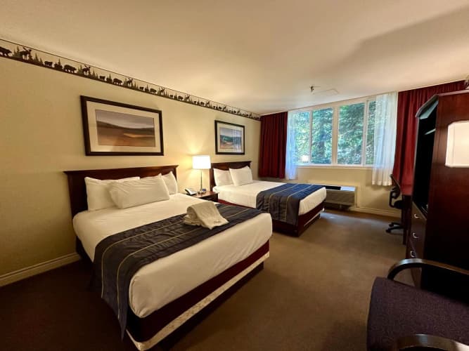 Harrison Hot Springs Resort photo 2