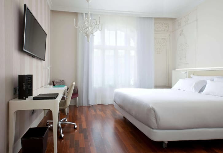 NH Collection Madrid Abascal photo 4