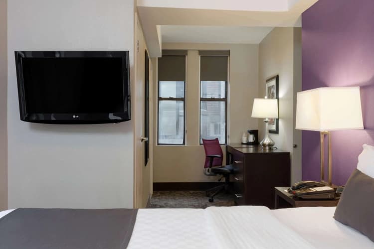 La Quinta Inn and Suites New York City Central Park, photo 5