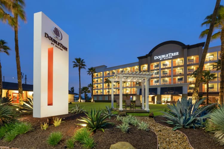 DoubleTree by Hilton Hotel Galveston Beach photo 2