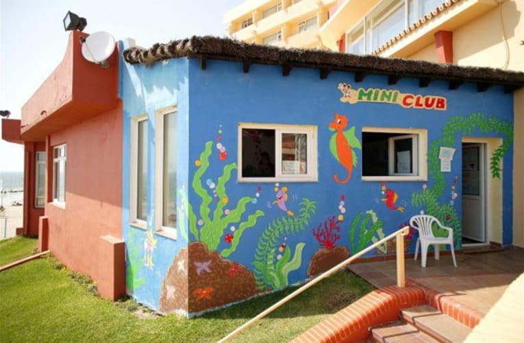 On Hotels Oceanfront - Adults Only, photo 2