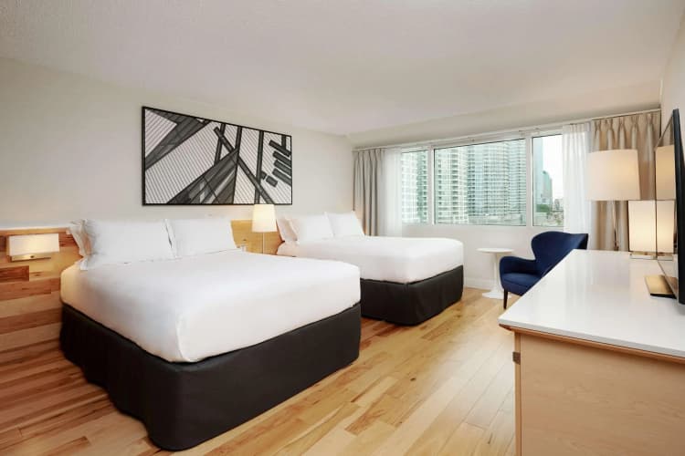 Radisson Admiral Toronto Harbourfront photo 4