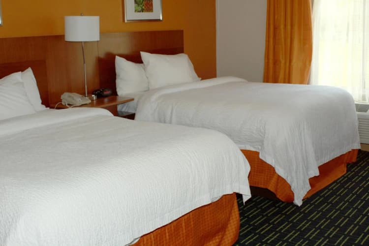 Fairfield Inn & Suites Fairmont photo 4