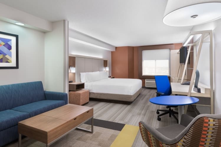 Holiday Inn Express & Suites Nearest Universal Orlando photo 5