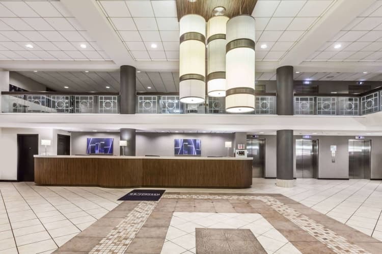 Wyndham Pittsburgh University Center photo 3