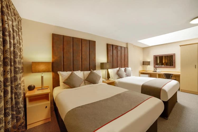 The Highland Hotel photo 3