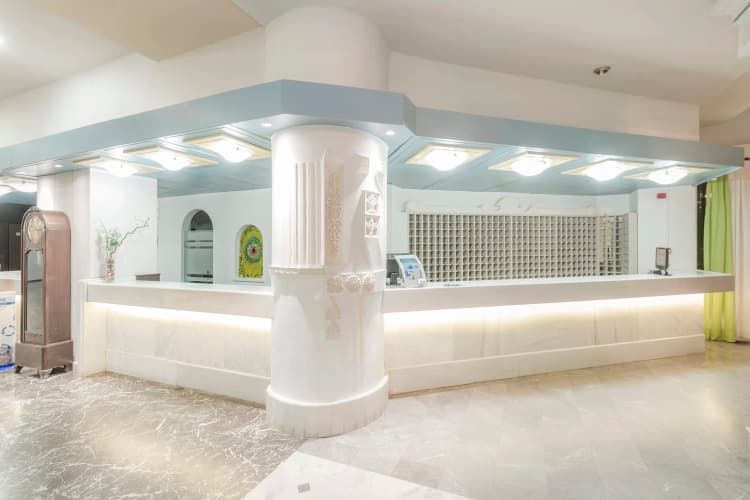 Atlantis Hotel photo 3