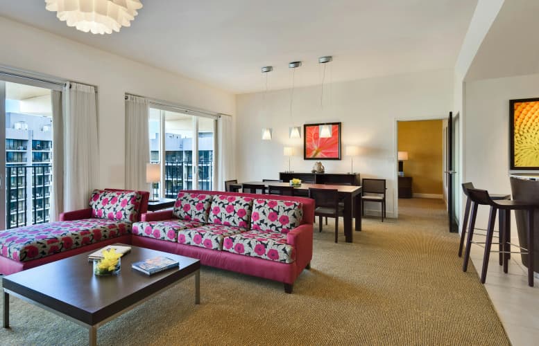 Hilton Waikiki Beach Resort & Spa photo 5