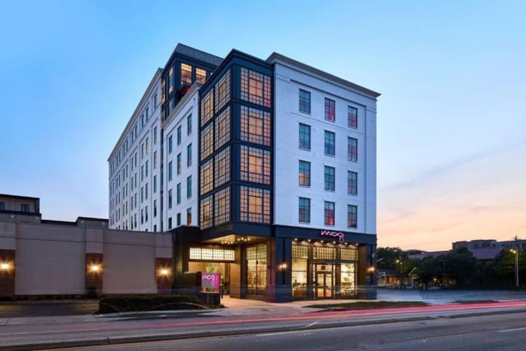 Moxy Charleston Downtown photo 2