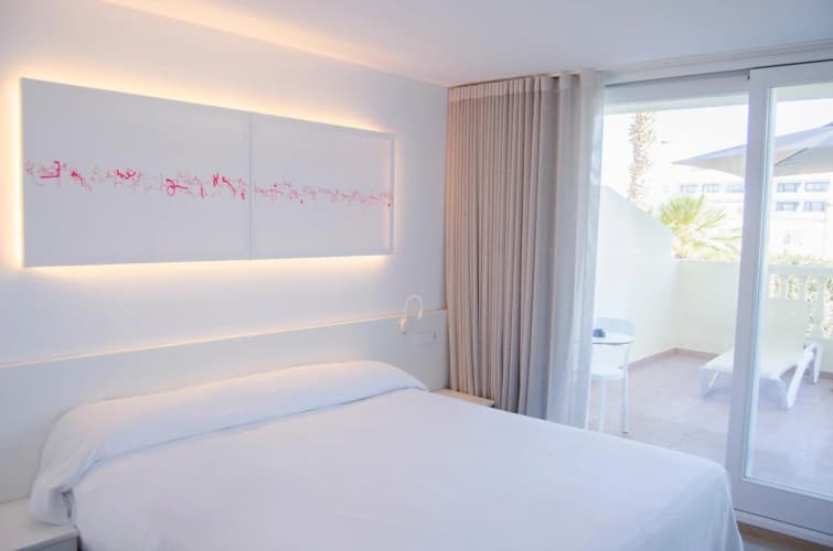 Hotel Paraiso Beach By Hoteles Centric - Adults Only photo 5