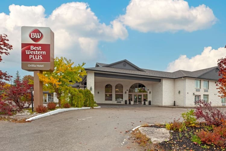 Best Western Plus Orillia Hotel photo 2