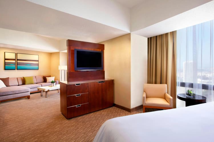 The Westin Bonaventure Hotel and Suites, Los Angeles photo 5