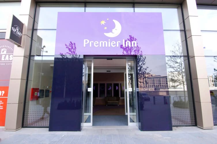 Premier Inn London Stratford photo 2