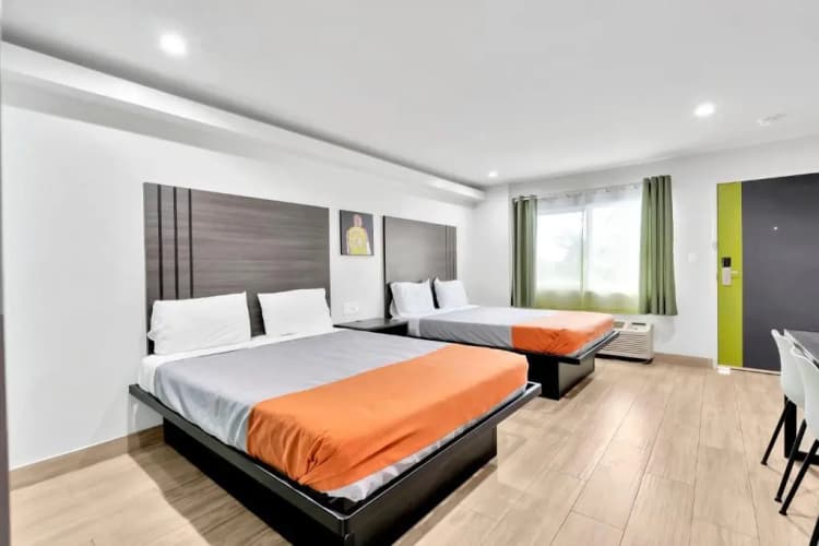 Exclusivo Inn & Suites photo 4