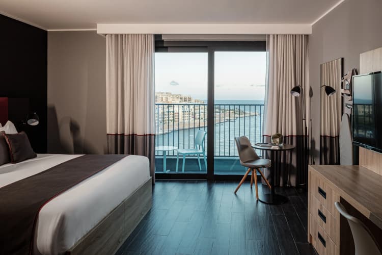 BE Hotel photo 4