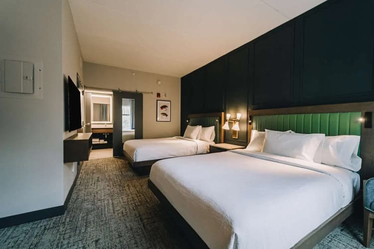 Embassy Suites by Hilton Gatlinburg Resort photo 4
