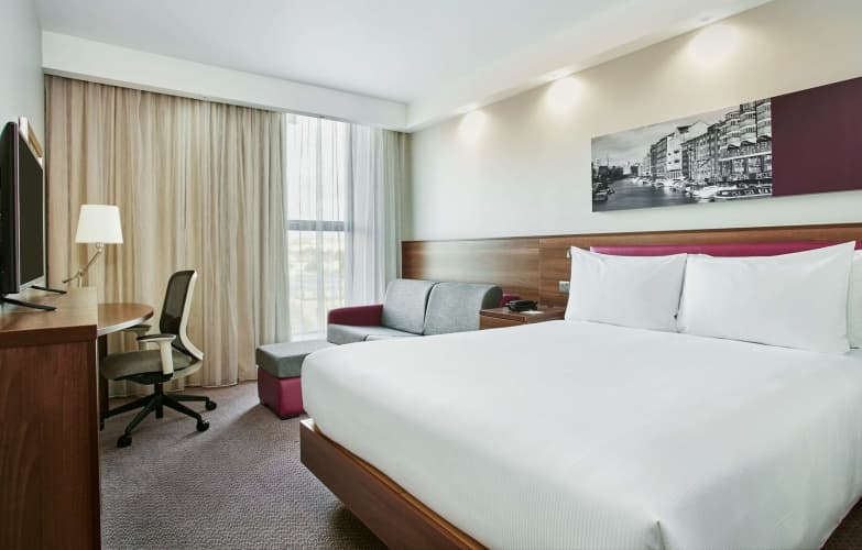Hampton By Hilton Bristol City Centre photo 5