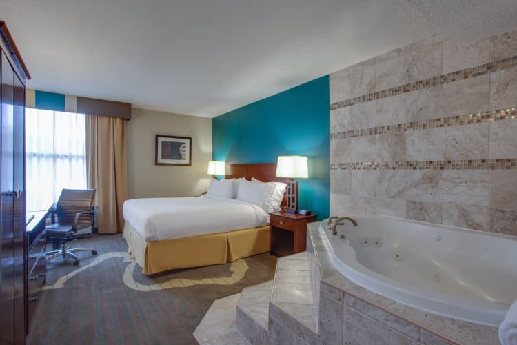 Holiday Inn Express Washington DC East - Andrews AFB photo 4